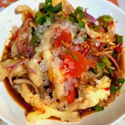 ยำเม็ดบอลคริสตัล ตีนไก่ ไข่แดงเค็ม