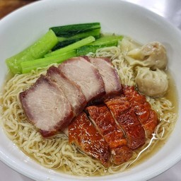 บะหมี่เกี๊ยวเป็ดย่าง และ หมูแดง น้ำ