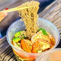 ชาบู ชาใจ (ชาบูหม่าล่า DIY เจ้าแรกฉัตรไพลิน)