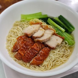 บะหมี่เป็ดย่าง และ หมูกรอบ น้ำ [ไม่ใส่เกี๊ยว]