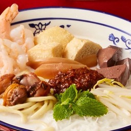 Signature Penang White Curry Mee