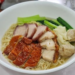 บะหมี่ เกี๊ยว เฉโป น้ำ