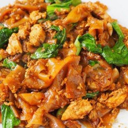 ผัดซีอิ๊ว หมูชิ้น