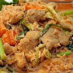 สุกี้แห้ง