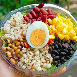 สลัดผักธัญพืช