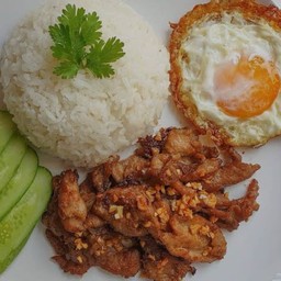 อาหารตามสั่ง รัชดา ถูก&อร่อย A la carte food