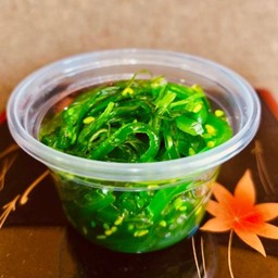 ยำสาหร่ายถ้วย