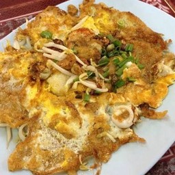 ปลาหมึกทอด พิเศษ(เพิ่มไข่)