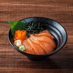 ข้าวแซลมอนสด+ซุปมิโสะ