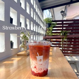 ชาไทยสตอเบอรี่