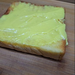 ปังปิ้งแผ่น-คัสตาร์ดครีม