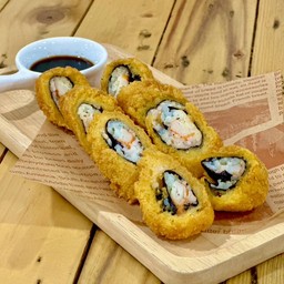 ซูชิปูอัดทอด ราดมายองเนส  8ชิ้น