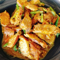 ผัดพริกแกง กับข้าว