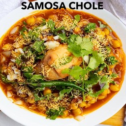 Samosa chole