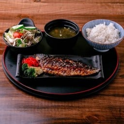 (เซตข้าว) ซาบะย่างเกลือ