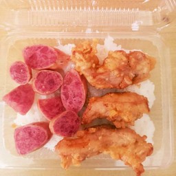ข้าวสวย กุนเชียง + ไก่กระเทียม