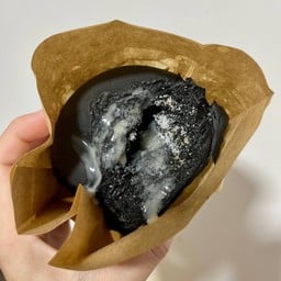 ปังทะลักชาโคล เนยนมน้ำตาล