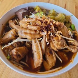 ก๋วยเตี๋ยวไก่มะระ