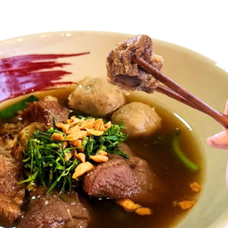 ก๋วยเตี๋ยวเนื้อ