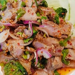 น้ำตกหมู