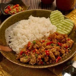 ไทยแท้หมูชิ้นคั่วพริกเกลือ