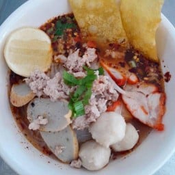 ส.สราวุธก๋วยเตี๋ยวเรือ
