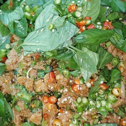 น้ำตกเจ