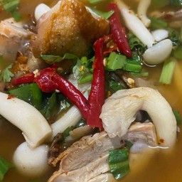 ต้มแซ่บไก่ย่าง