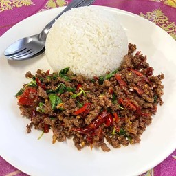 กับ(กระเพราหมูสับ)