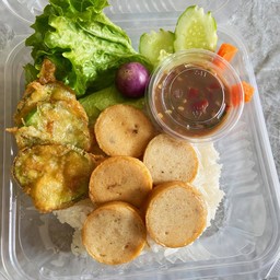 ข้าวน้ำพริก+หมูยอทอด