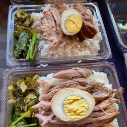 ลักกี้  ข้าวขาหมู ลักกี้ ข้าวขาหมู