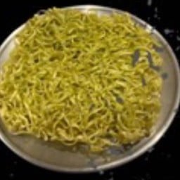 บะหมี่ผักเมนดาเกะ นาเบะ