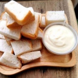 ปังนึ่งนมสด