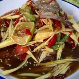 ตำมะม่วงกุ้งสด