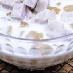 บัวลอยเผือกไข่หวาน