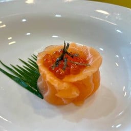 แซลมอนอิคุระ