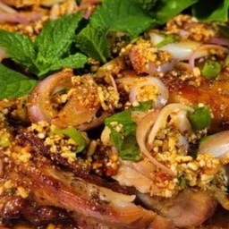 น้ำตกไก่ย่าง