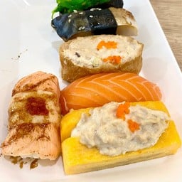 SUSHi 美味しい HUb