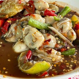 ตำเหลา หอยนางรม ปลาร้านัวร์