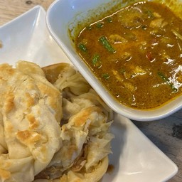 โรตีแกงไก่