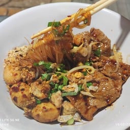 ก๋วยเตี๋ยวเส้นคลุก