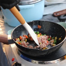 สปาเก็ตตี้พาสต้าหมู (ซอสแดงไม่เผ็ด)