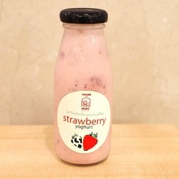 โยเกิร์ตสตรอว์เบอร์รี่ ปั่นพร้อมดื่ม