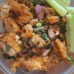 ข้าวยำไก่แซ่บ