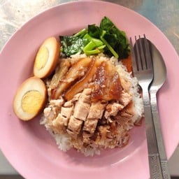 ข้าวขาหมู-ก๋วยจั๊บเฮียเซียะ