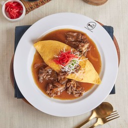 ข้าวห่อไข่ราดซอสสุกี้ยากี้เนื้อสไตล์ญี่ปุ่น