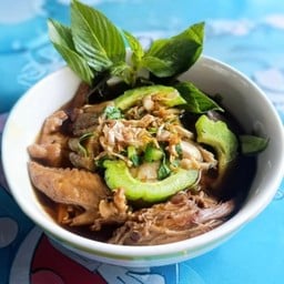 ฟ้าใสก๋วยเตี๋ยวไก่มะระ(เจ้าเก่า) จัดโปร10ถุงแถม1
