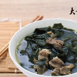 미역국  ซุปสาหร่าย