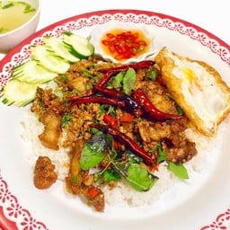 กะเพราหน้าบีควิก