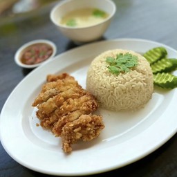 ข้าวมันไก่ทอด